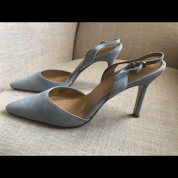 Shoes - Picture 3 of 4